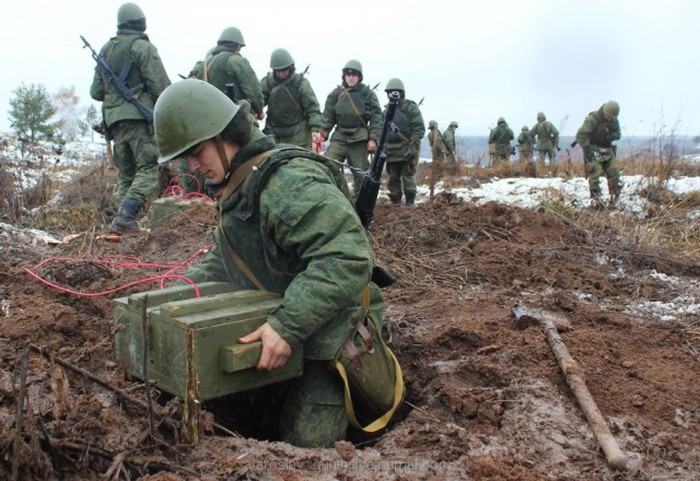 Выпускные экзамены курсантов инженерных войск Выпускные экзамены курсантов инженерных войск