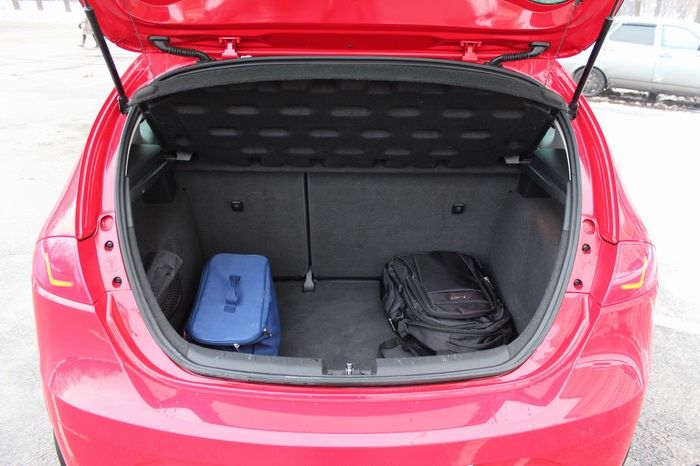 Тест-драйв Seat Leon Тест-драйв Seat Leon