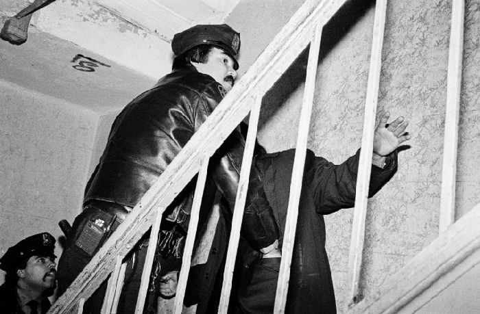 Из жизни нью-йоркской полиции 70-х Из жизни нью-йоркской полиции 70-х