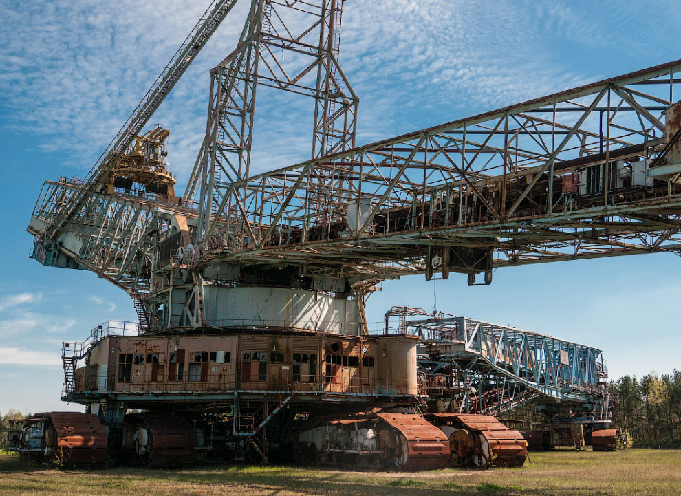 Заброшенный экскаватор Bagger 258 Заброшенный экскаватор Bagger 258