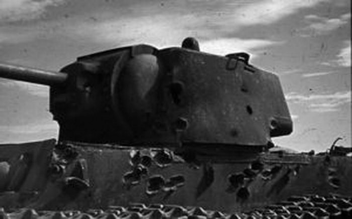 Легендарный подвиг советских танкистов (6 фото) Легендарный подвиг советских танкистов (6 фото)
