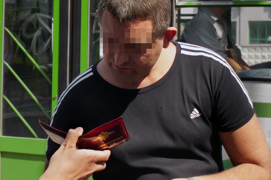 Как ловят «зайцев» на общественном транспорте Как ловят «зайцев» на общественном транспорте