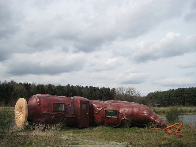 Отель - кишечник