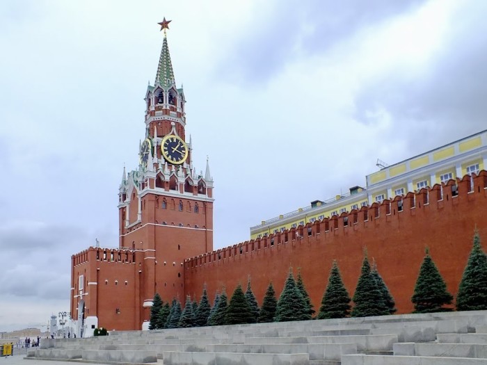 Самые знаменитые часовые башни разных стран Самые знаменитые часовые башни разных стран