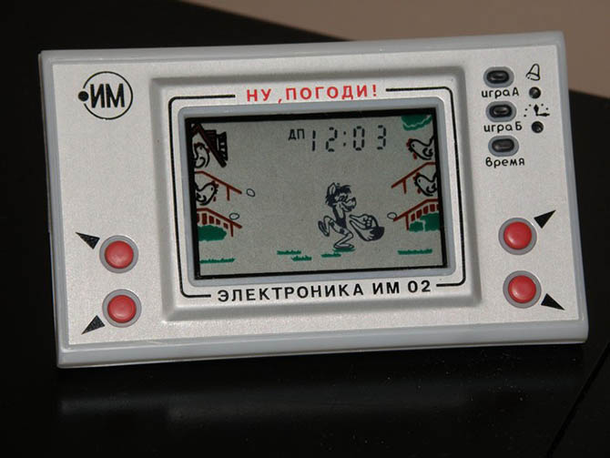 Как выглядели ноутбук, микроволновка и планшет в СССР Как выглядели ноутбук, микроволновка и планшет в СССР