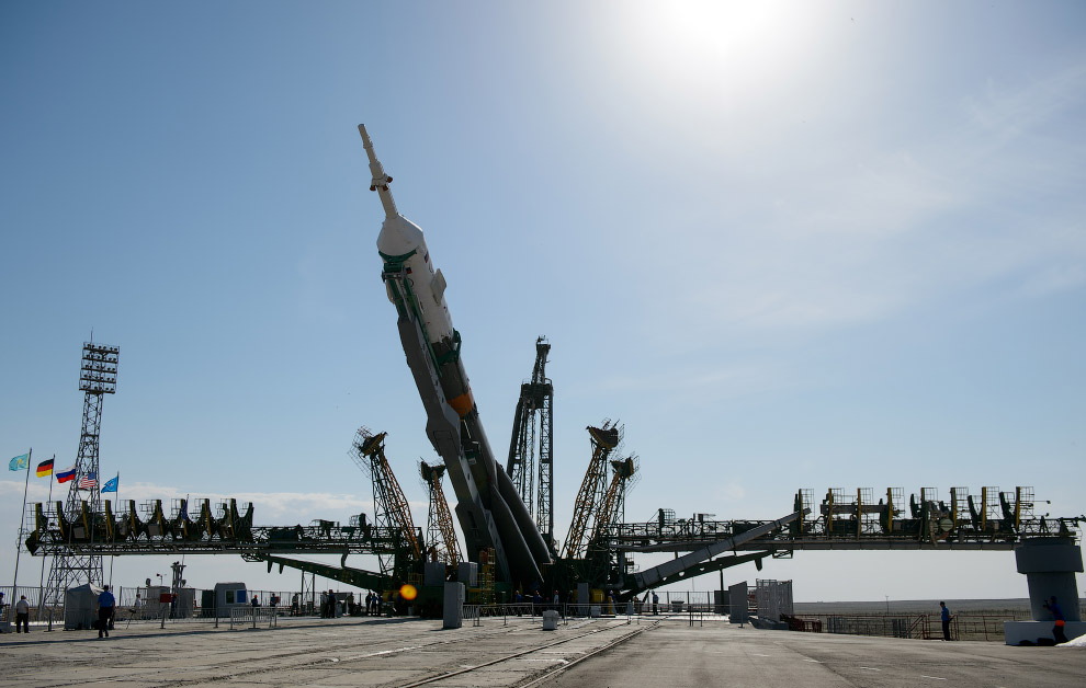 Старт космического корабля «Союз ТМА-13М» Старт космического корабля «Союз ТМА-13М»