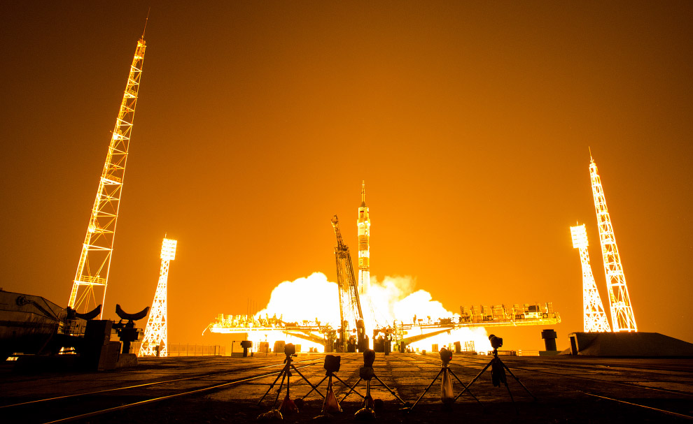 Старт космического корабля «Союз ТМА-13М» Старт космического корабля «Союз ТМА-13М»