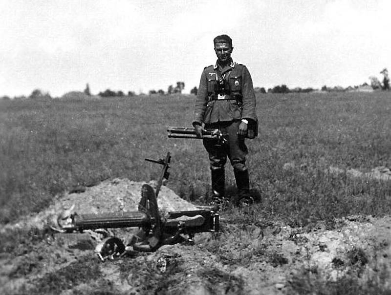 Фотомонтаж как инструмент пропаганды в ВОВ (25 фото) Фотомонтаж как инструмент пропаганды в ВОВ (25 фото)