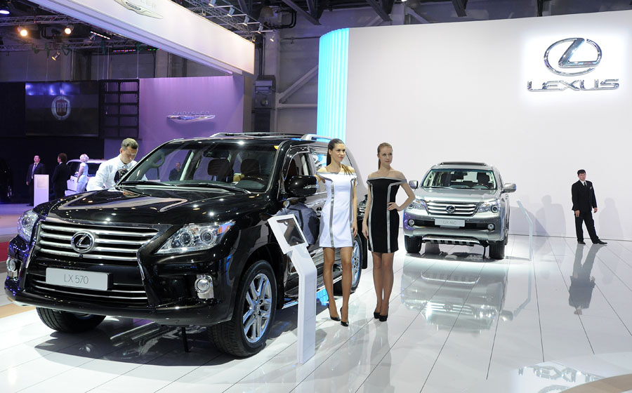 Московский международный автосалон 2012 (90 фото) Московский международный автосалон 2012 (90 фото)