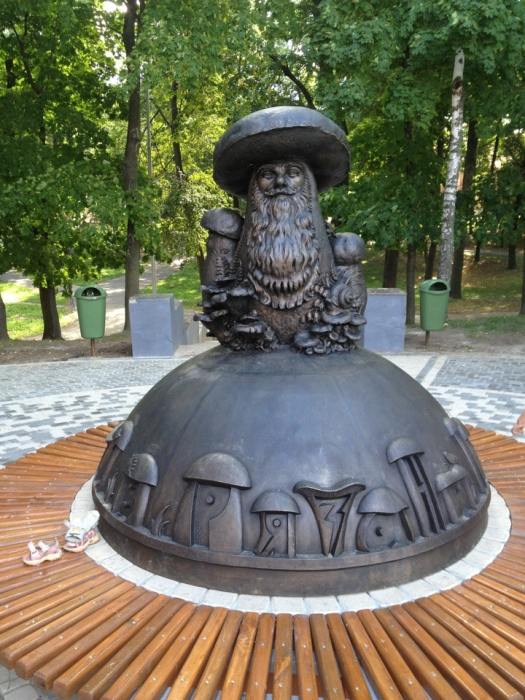 Забавные памятники персонажам фразеологизмов Забавные памятники персонажам фразеологизмов