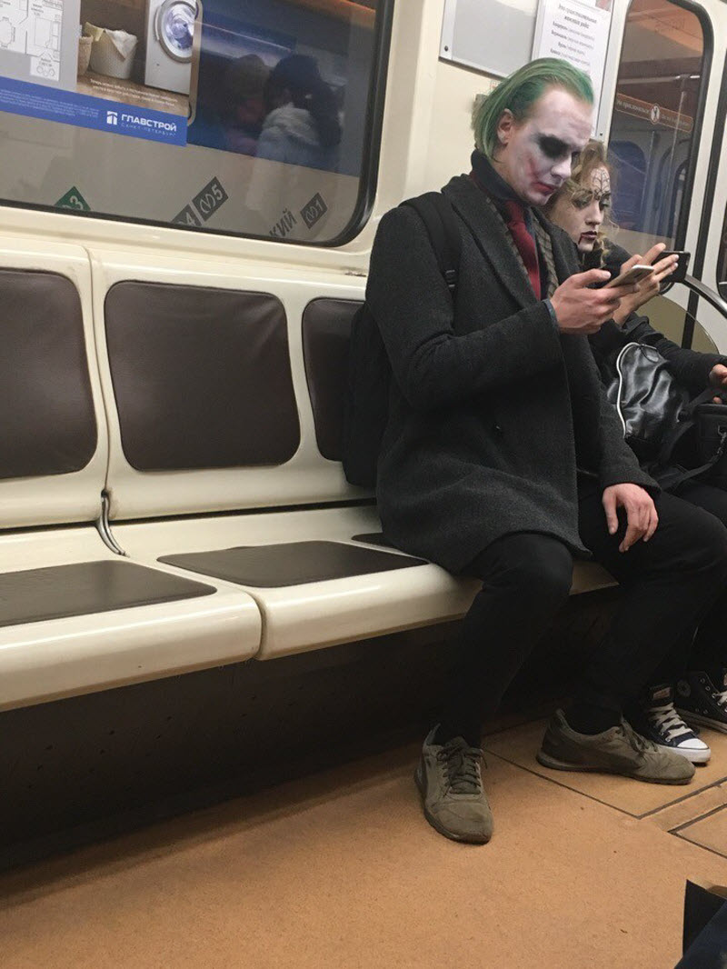 Модники из российского метрополитена