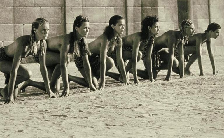 История календаря Pirelli (54 фото) История календаря Pirelli (54 фото)