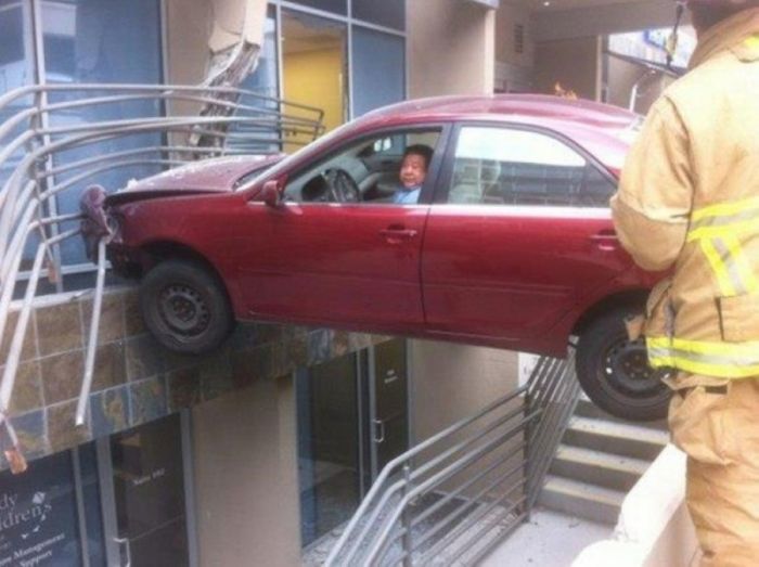 Фото невероятных аварий