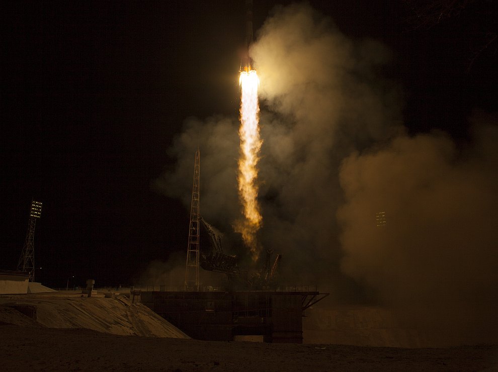Старт космического корабля «Союз ТМА-08М» с Байконура Старт космического корабля «Союз ТМА-08М» с Байконура