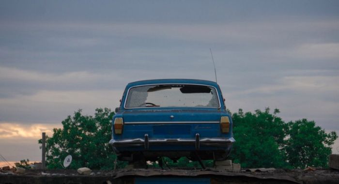 Автомобили, оказавшиеся в самых необычных местах