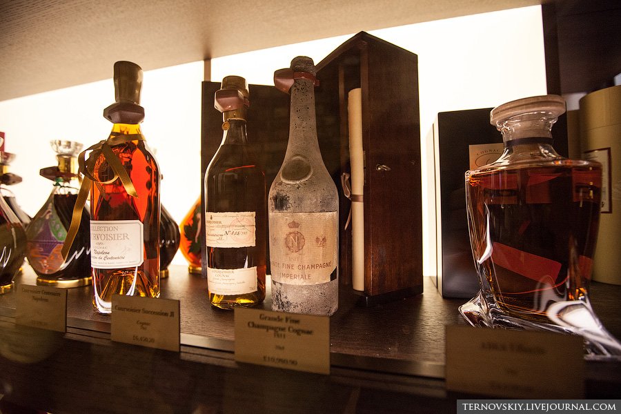 Элитный винный магазин в Лондоне Элитный винный магазин в Лондоне