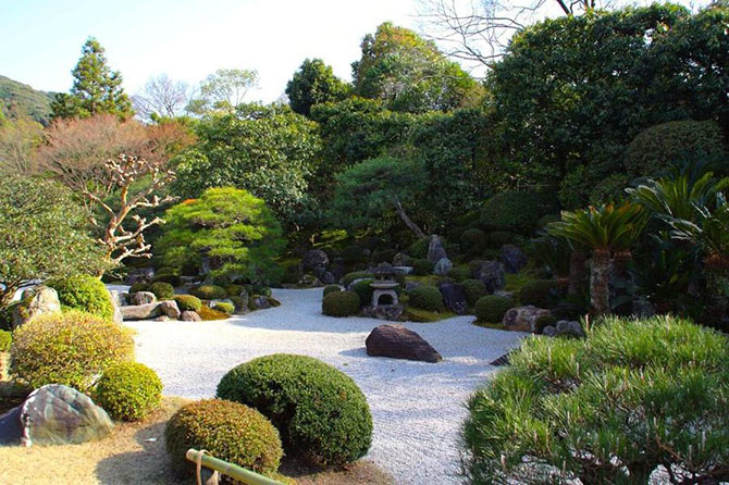 Прогулка по прекрасным японским садам Прогулка по прекрасным японским садам