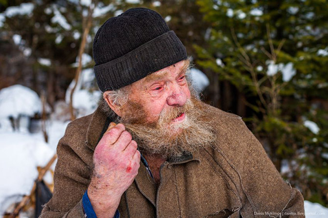 В гостях у самой известной в мире таежной отшельницы В гостях у самой известной в мире таежной отшельницы