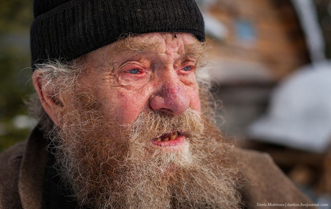 В гостях у самой известной в мире таежной отшельницы В гостях у самой известной в мире таежной отшельницы