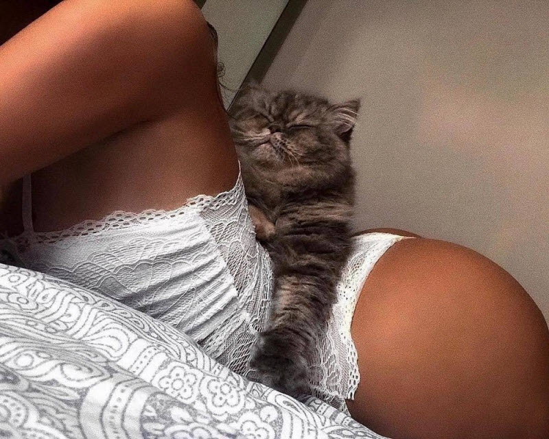 Фото девушек из социальных сетей