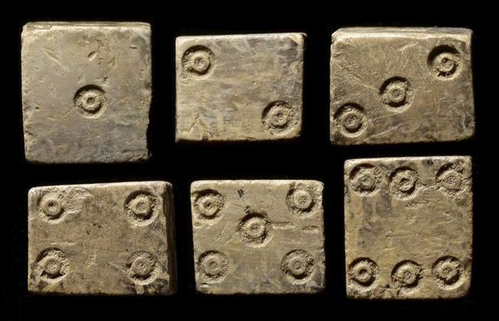 История игральных костей