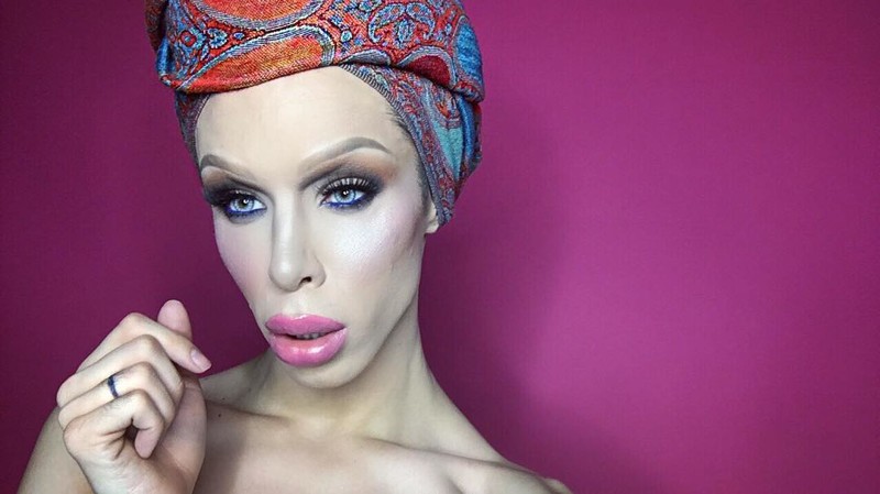 Трансформация в инопланетянина обошлась американцу в $50 000 Трансформация в инопланетянина обошлась американцу в $50 000