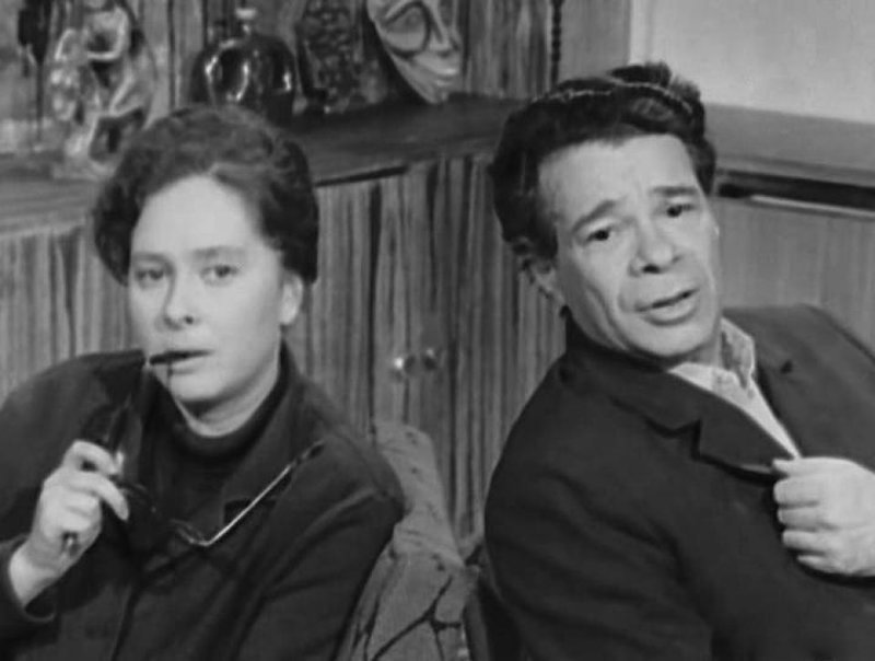 За кадром фильма «Служебный роман» За кадром фильма «Служебный роман»