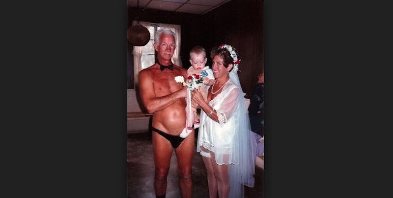 «В недрах семейных альбомов» или несколько явно неудачных фотографий, которые заставят вас посмеяться от души «В недрах семейных альбомов» или несколько явно неудачных фотографий, которые заставят вас посмеяться от души