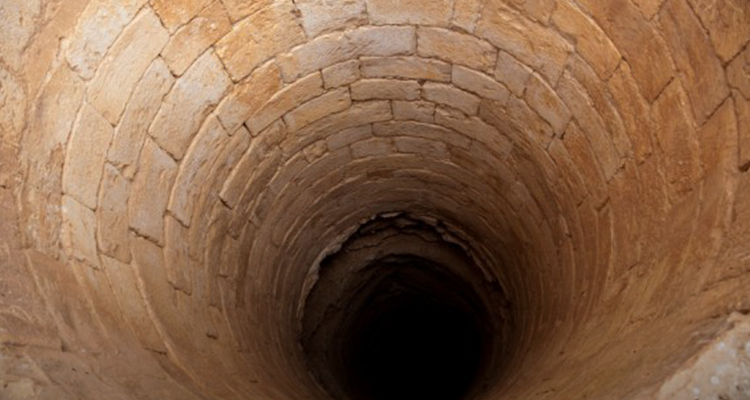 «Это вам не Комсомол». Пользователи Интернета делятся шокирующими историями о «ритуалах посвящения» в студенческие братства, которые дадут уличным бандам сто очков вперед «Это вам не Комсомол». Пользователи Интернета делятся шокирующими историями о «ритуалах посвящения» в студенческие братства, которые дадут уличным бандам сто очков вперед