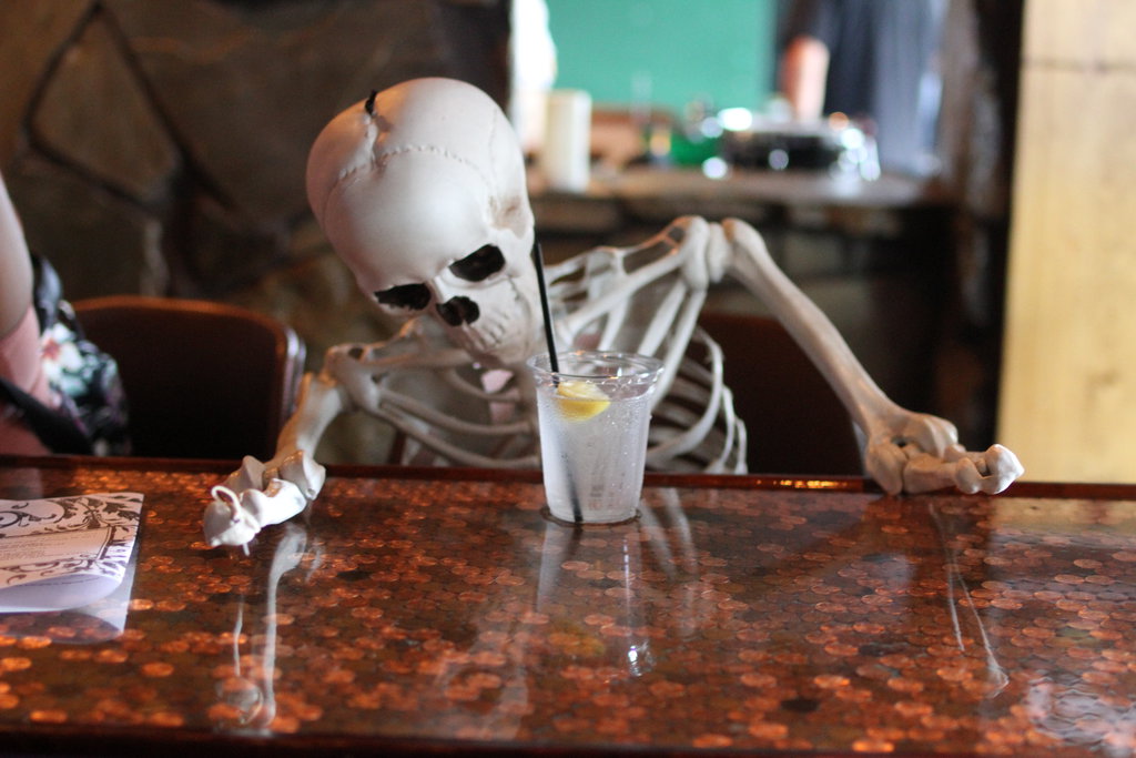 «Это вам не Комсомол». Пользователи Интернета делятся шокирующими историями о «ритуалах посвящения» в студенческие братства, которые дадут уличным бандам сто очков вперед «Это вам не Комсомол». Пользователи Интернета делятся шокирующими историями о «ритуалах посвящения» в студенческие братства, которые дадут уличным бандам сто очков вперед