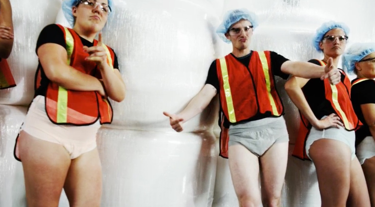 «Это вам не Комсомол». Пользователи Интернета делятся шокирующими историями о «ритуалах посвящения» в студенческие братства, которые дадут уличным бандам сто очков вперед «Это вам не Комсомол». Пользователи Интернета делятся шокирующими историями о «ритуалах посвящения» в студенческие братства, которые дадут уличным бандам сто очков вперед