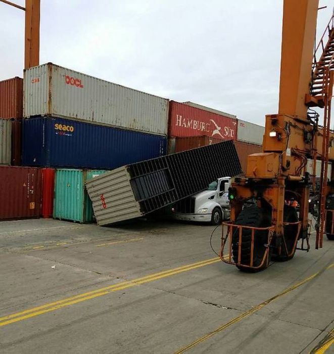 Что происходит?