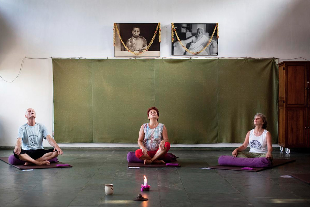 Город без политики, религии и национальности Город без политики, религии и национальности