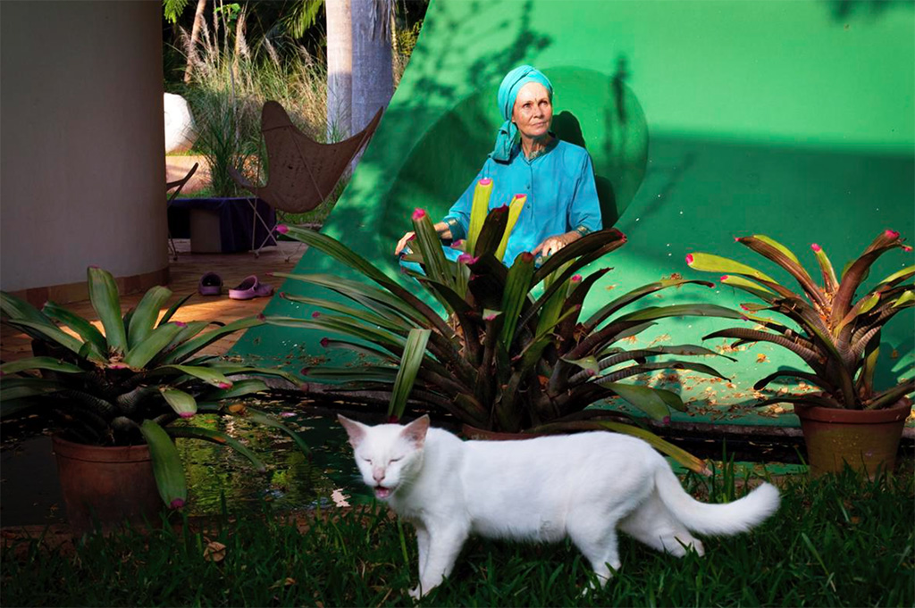 Город без политики, религии и национальности Город без политики, религии и национальности