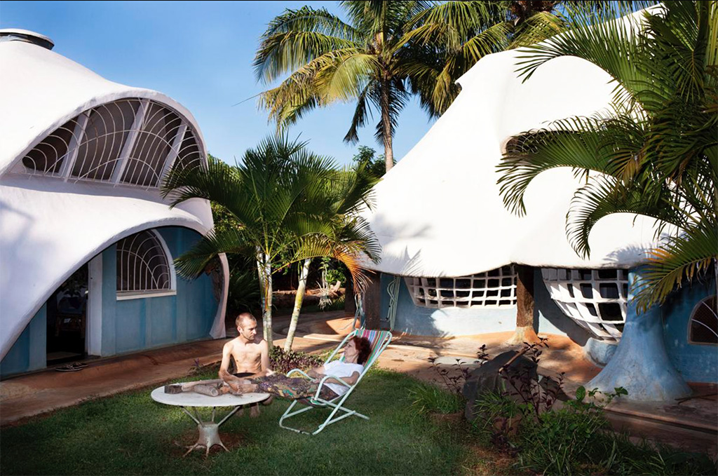 Город без политики, религии и национальности Город без политики, религии и национальности