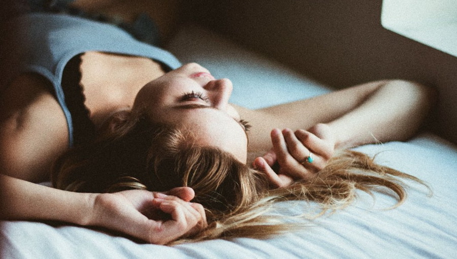 Самая подходящая для сна поза Самая подходящая для сна поза