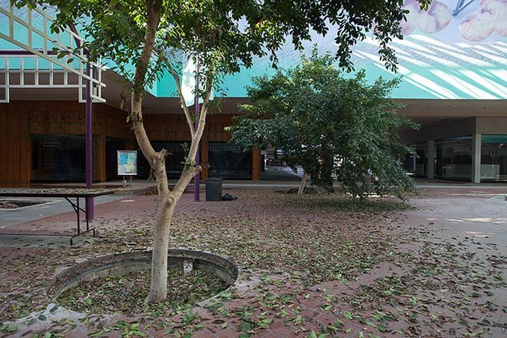 Путешествие по заброшенным мегамоллам США Путешествие по заброшенным мегамоллам США