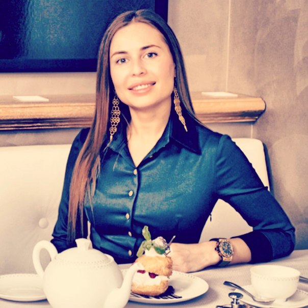 Юлия Михалкова из шоу «Уральские пельмени»
