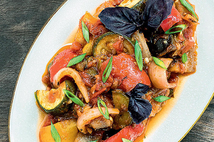 Самые известные блюда грузинской кухни Самые известные блюда грузинской кухни