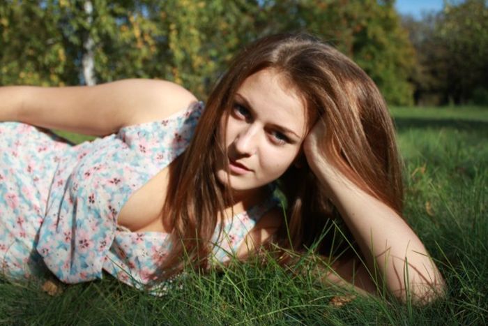 Симпатичные девушки с натуральной красотой