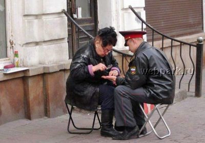 Их служба и опасна и трудна (19 фотографий)