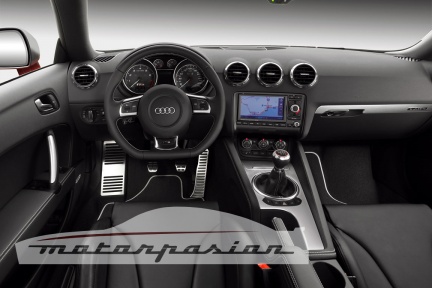 Audi TT-S первое официальное фото