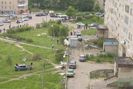 Последствия торнадо в Краснозаводске