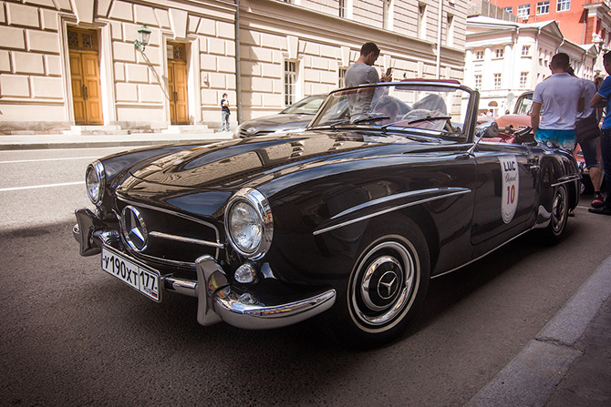 Красивые ретро-автомобили на L.U.C Chopard Classic Weekend Rally (50 фото) Красивые ретро-автомобили на L.U.C Chopard Classic Weekend Rally (50 фото)