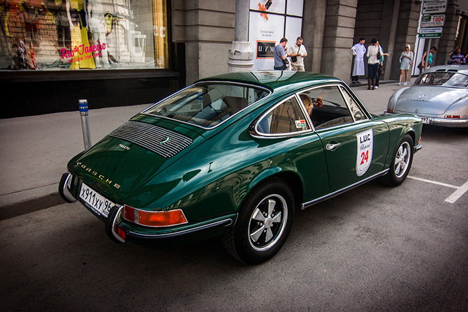 Красивые ретро-автомобили на L.U.C Chopard Classic Weekend Rally (50 фото) Красивые ретро-автомобили на L.U.C Chopard Classic Weekend Rally (50 фото)