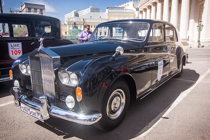 Красивые ретро-автомобили на L.U.C Chopard Classic Weekend Rally (50 фото) Красивые ретро-автомобили на L.U.C Chopard Classic Weekend Rally (50 фото)