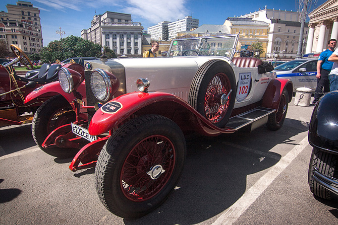 Красивые ретро-автомобили на L.U.C Chopard Classic Weekend Rally (50 фото) Красивые ретро-автомобили на L.U.C Chopard Classic Weekend Rally (50 фото)