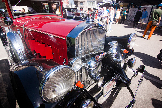 Красивые ретро-автомобили на L.U.C Chopard Classic Weekend Rally (50 фото) Красивые ретро-автомобили на L.U.C Chopard Classic Weekend Rally (50 фото)