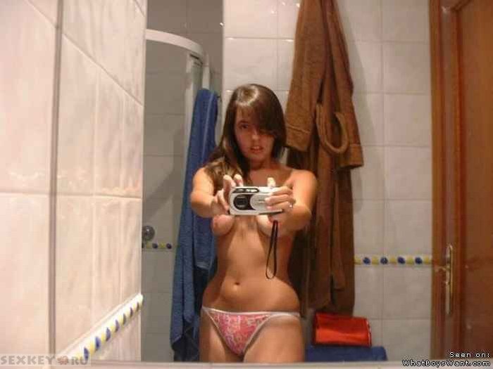 Девушки в ванной