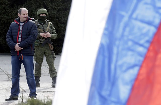 Бойцов самообороны Крыма представят к госнаградам РФ